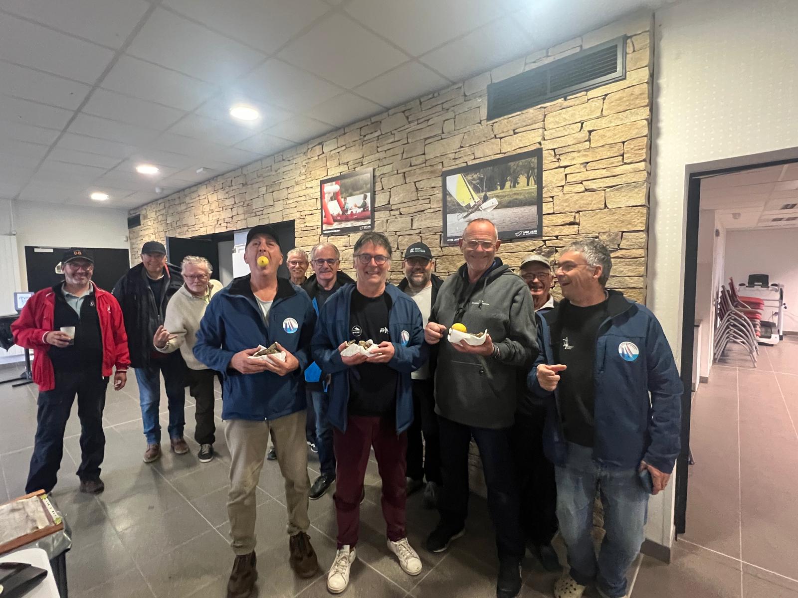 Thierry BAYARD, roi de St Julien de Concelles dans la pétole et sous la pluie.